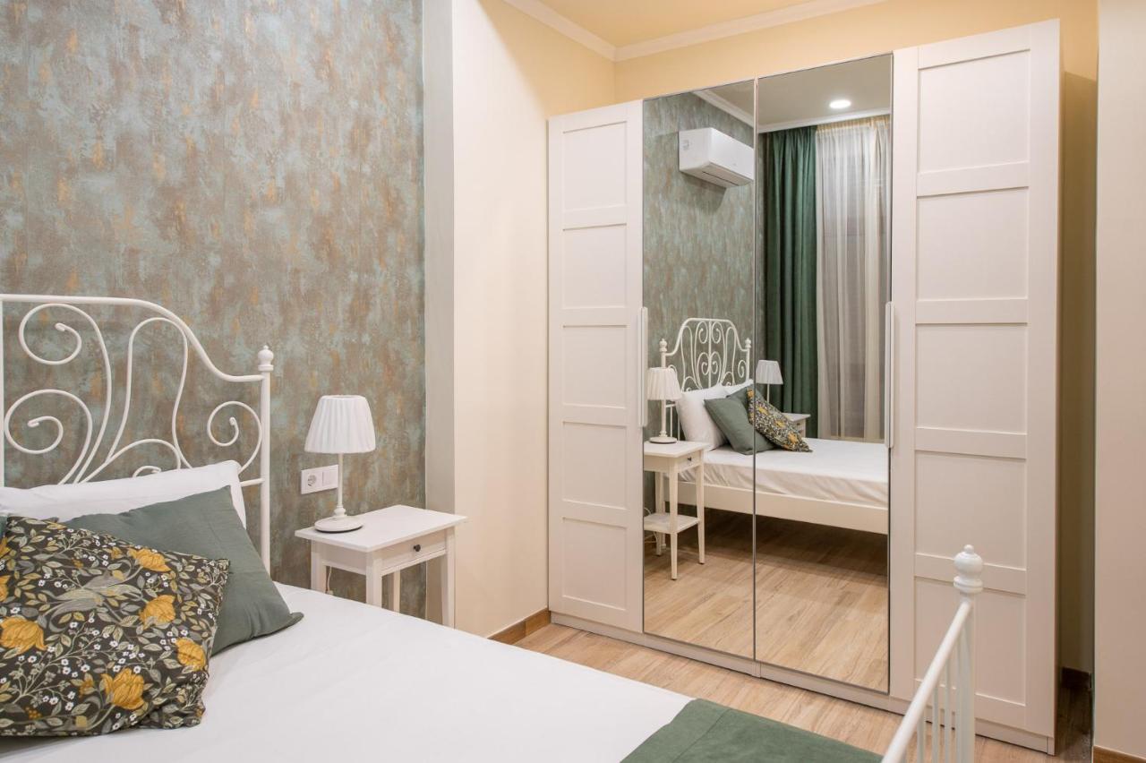 Simone Apartments Madrid Dış mekan fotoğraf