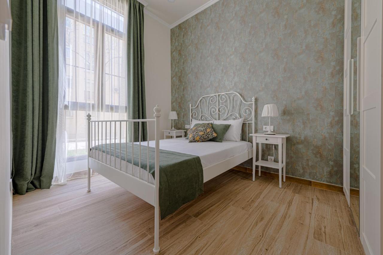 Simone Apartments Madrid Dış mekan fotoğraf